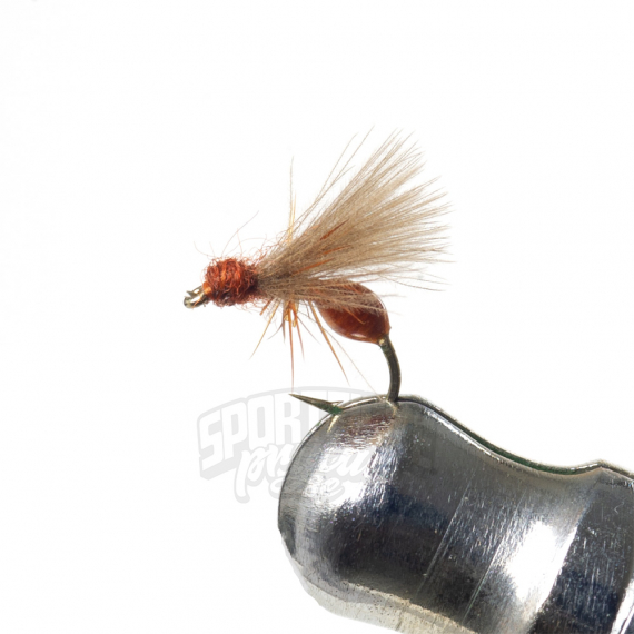 Umpqua RS Glue Ant Rusty Brown #16 i gruppen Fiskedrag / Flugor / Torrflugor hos Sportfiskeprylar.se (104795GL)
