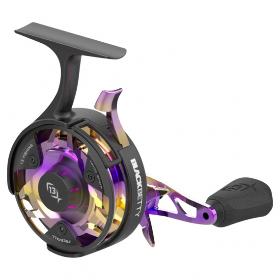 13 Fishing Black Betty Freefall Carbon Trick Shop 2022 2.5:1 i gruppen Fiskerullar / Isfiskerullar hos Sportfiskeprylar.se (141055NOr)