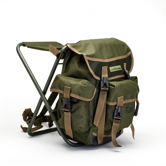 Daiwa Wilderness Game Rucksack Stool i gruppen Förvaring / Ryggsäckar hos Sportfiskeprylar.se (209782)