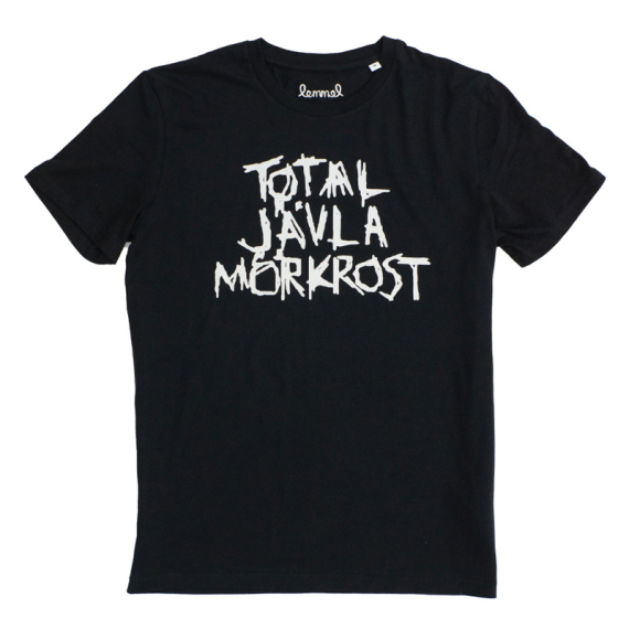 Lemmel T-shirt Total Jävla Mörkrost Black i gruppen Kläder & Skor / Kläder / T-shirts hos Sportfiskeprylar.se (213465334r)