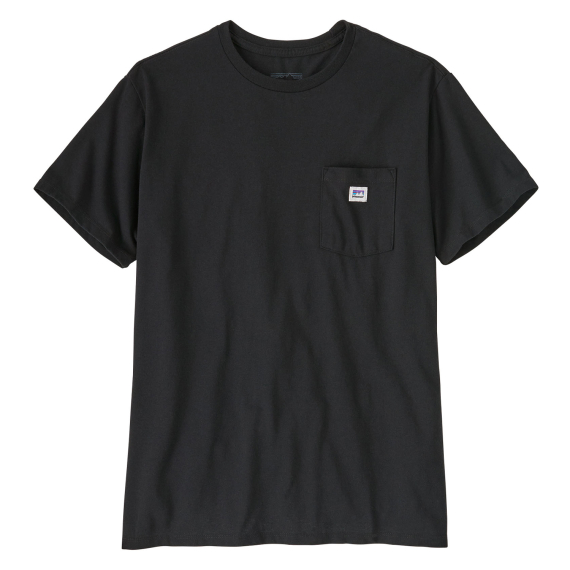 Patagonia Shop Sticker Pocket Responsibili-Tee Black i gruppen Kläder & Skor / Kläder / T-shirts hos Sportfiskeprylar.se (37762-BLK-Sr)