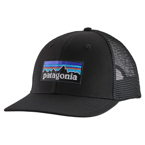Patagonia P-6 Logo Trucker Hat Black i gruppen Kläder & Skor / Kepsar & Huvudbonader / Kepsar / Truckerkepsar hos Sportfiskeprylar.se (38289-BLK-ALL)