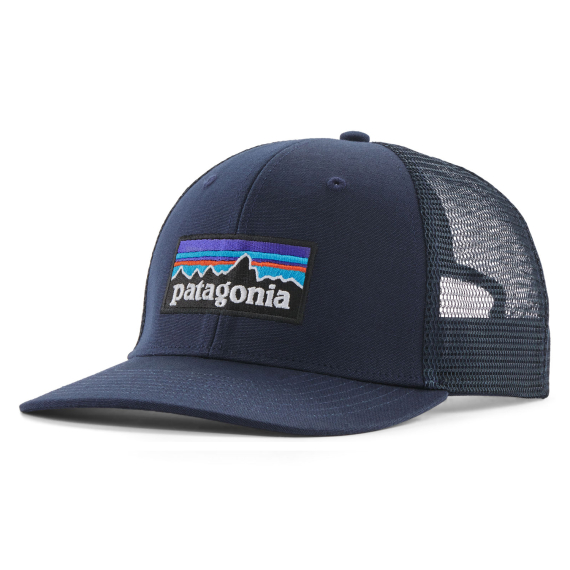 Patagonia P-6 Logo Trucker Hat New Navy i gruppen Kläder & Skor / Kepsar & Huvudbonader / Kepsar / Truckerkepsar hos Sportfiskeprylar.se (38289-NENA-ALL)
