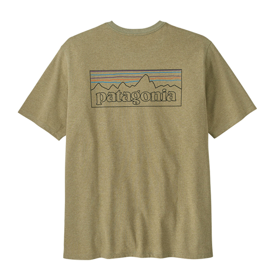 Patagonia M\'s P-6 Logo Responsibili-Tee POGM i gruppen Kläder & Skor / Kläder / T-shirts hos Sportfiskeprylar.se (38504-POGM-Lr)