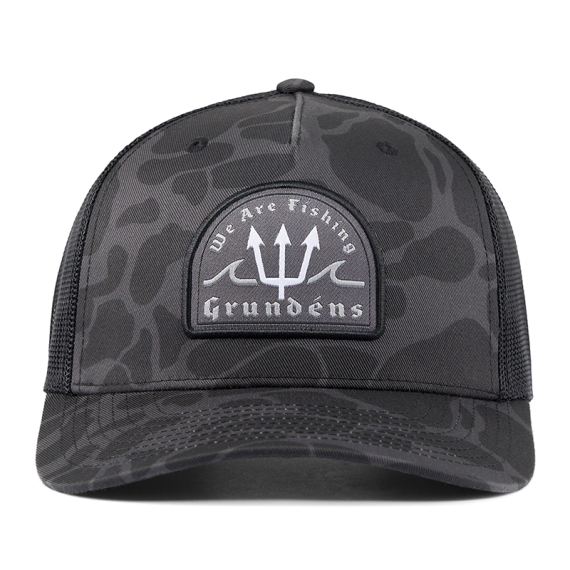 Grundéns Poseidon Trucker Admiral Black Camo i gruppen Kläder & Skor / Kepsar & Huvudbonader / Kepsar / Truckerkepsar hos Sportfiskeprylar.se (50271-018-0001)