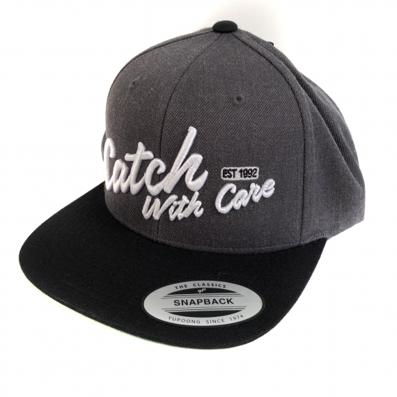 CWC Snapback Cap Black i gruppen Kläder & Skor / Kepsar & Huvudbonader / Kepsar / Snapbackkepsar hos Sportfiskeprylar.se (58-CWC-83)