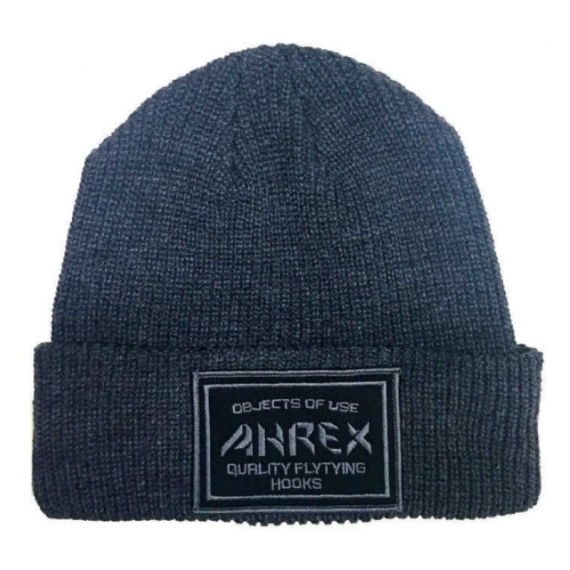 Ahrex Ribbed Knit Woven Patch Beanie - Dark Grey i gruppen Kläder & Skor / Kepsar & Huvudbonader / Mössor hos Sportfiskeprylar.se (ABE310)
