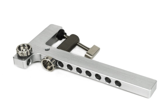 Marc Petitjean Swiss Vise C-Clamp Light i gruppen Krok & Småplock / Flugbindning / Bindstäd hos Sportfiskeprylar.se (PE-SV-ACC12)